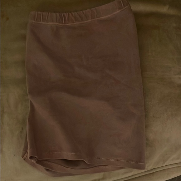 SKIMS Dresses & Skirts - Skims Brown Biker Shorts